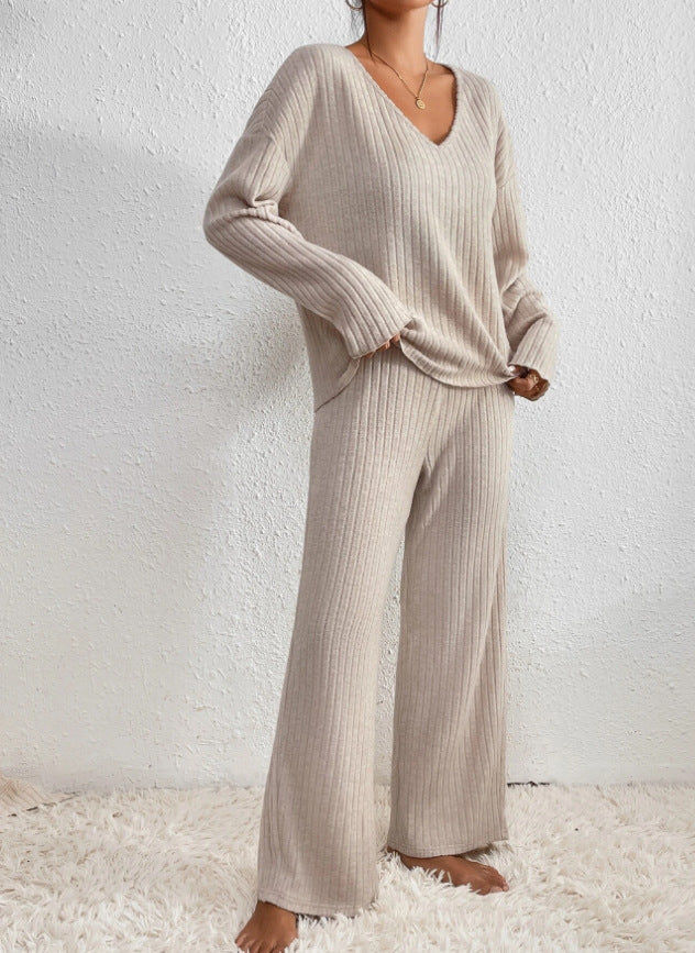 Kathy | 2-Piece Knitted Set with V-Neck