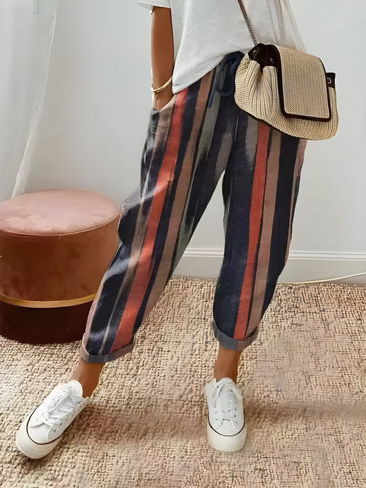 Vera | Chic breathable trouser with pattern striped